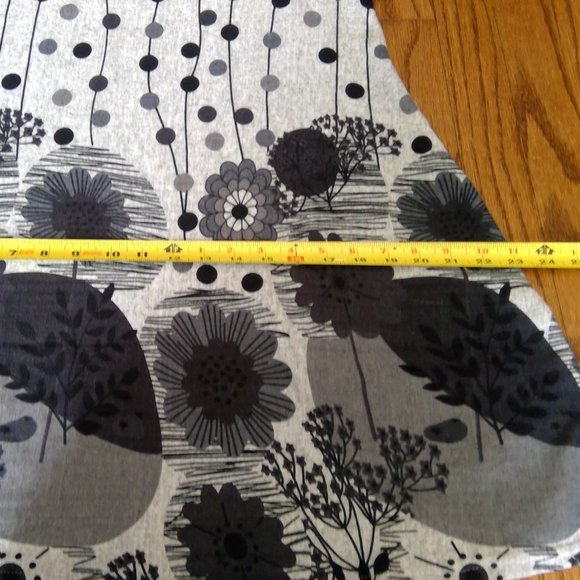 Reborn Medium Lightweight Graphic Knit Dress Elbow Sleeves Black/Gray - Picture 12 of 14